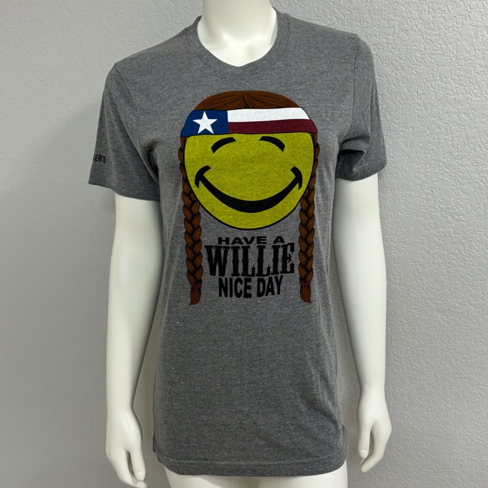 NWOT Willie Nelson T-Shirt